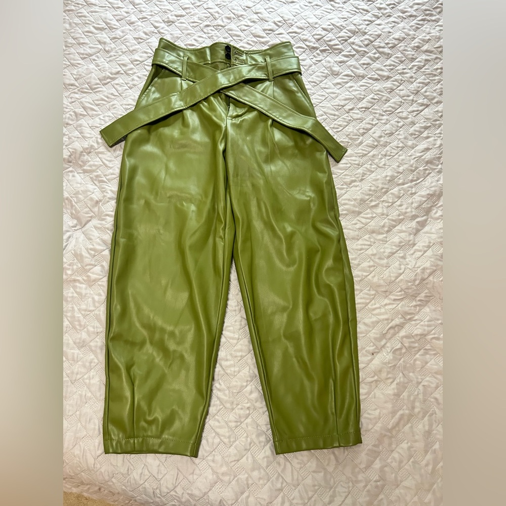 Green vegan leather cropped pants